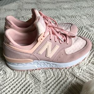 New Balance 574 All Pink
